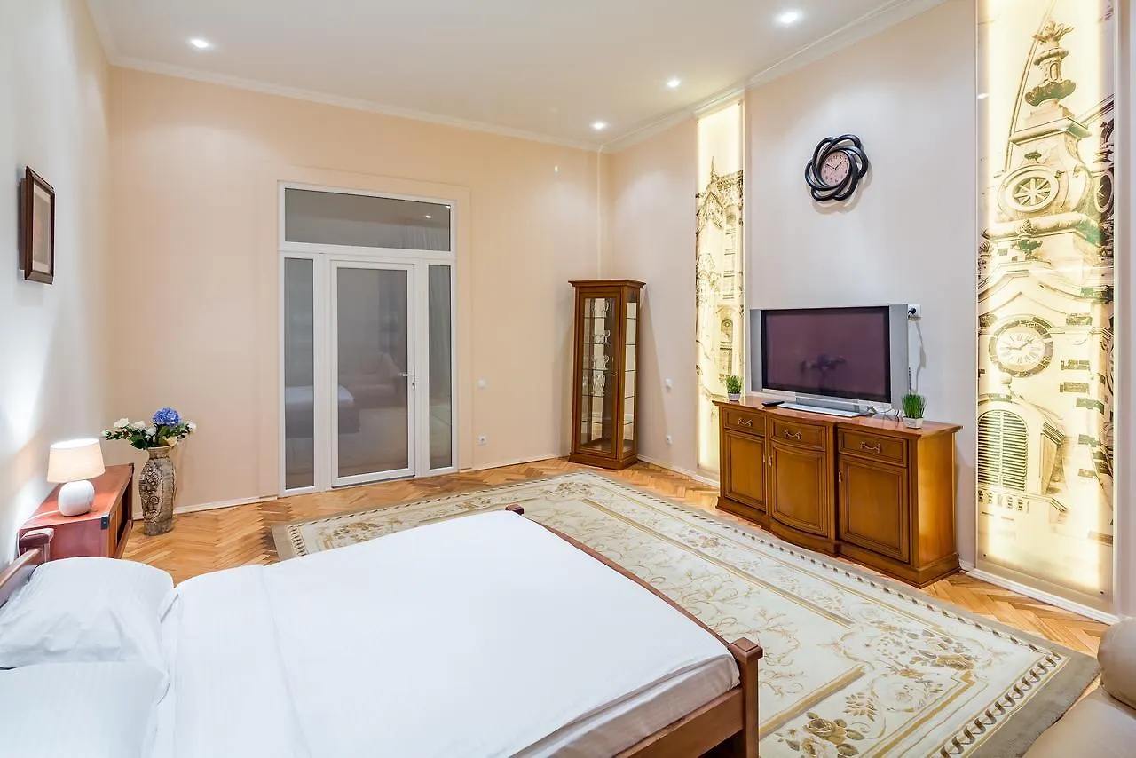 Apartments Alfa Kostyushka 5 Lviv