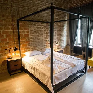 Apart Otel Halytskyi District Yakınında 41 M2 Stüdyo , 1 Banyolu, Lviv